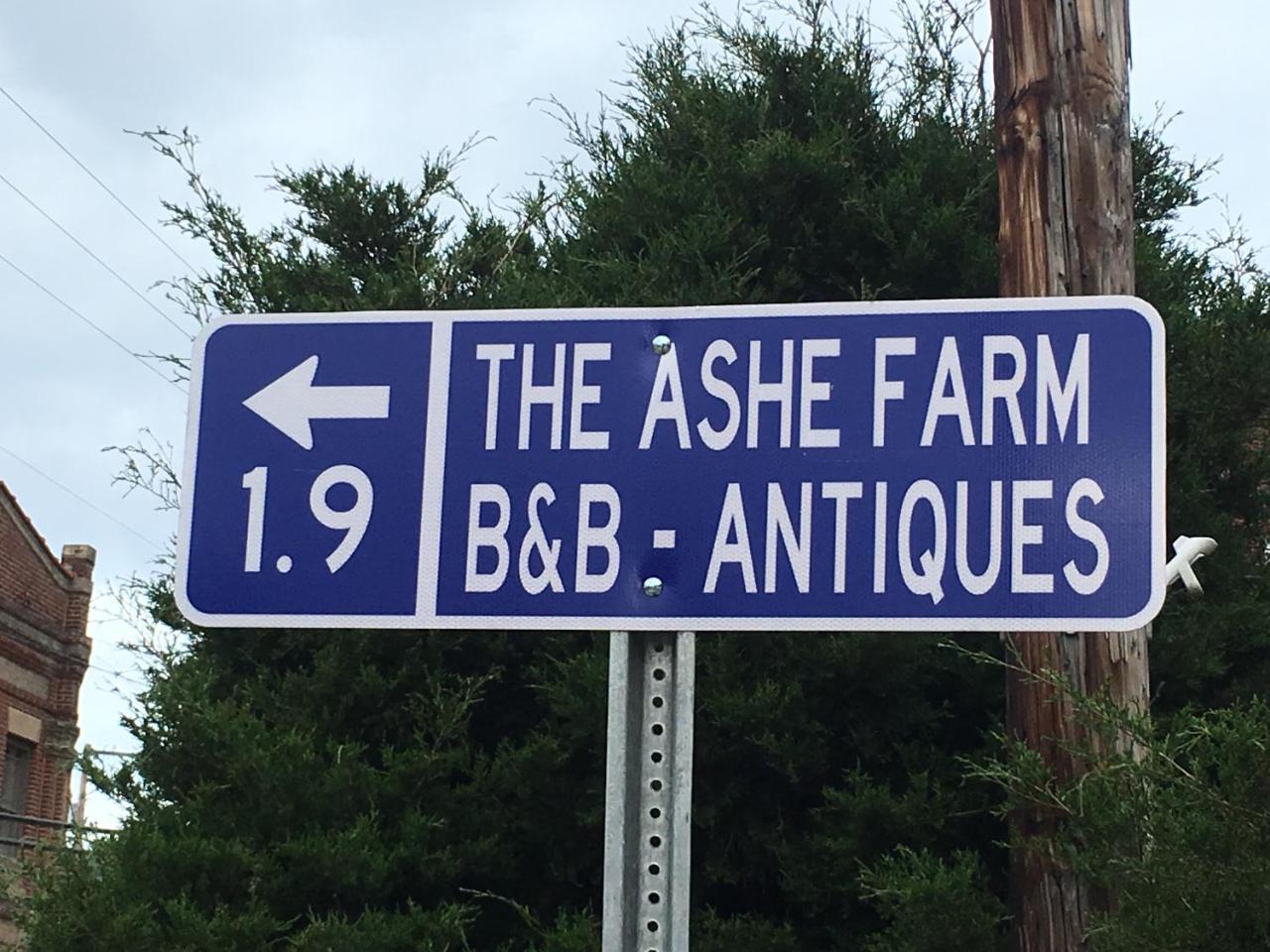The Ashe Farm Bed and Breakfast Marshall Buitenkant foto