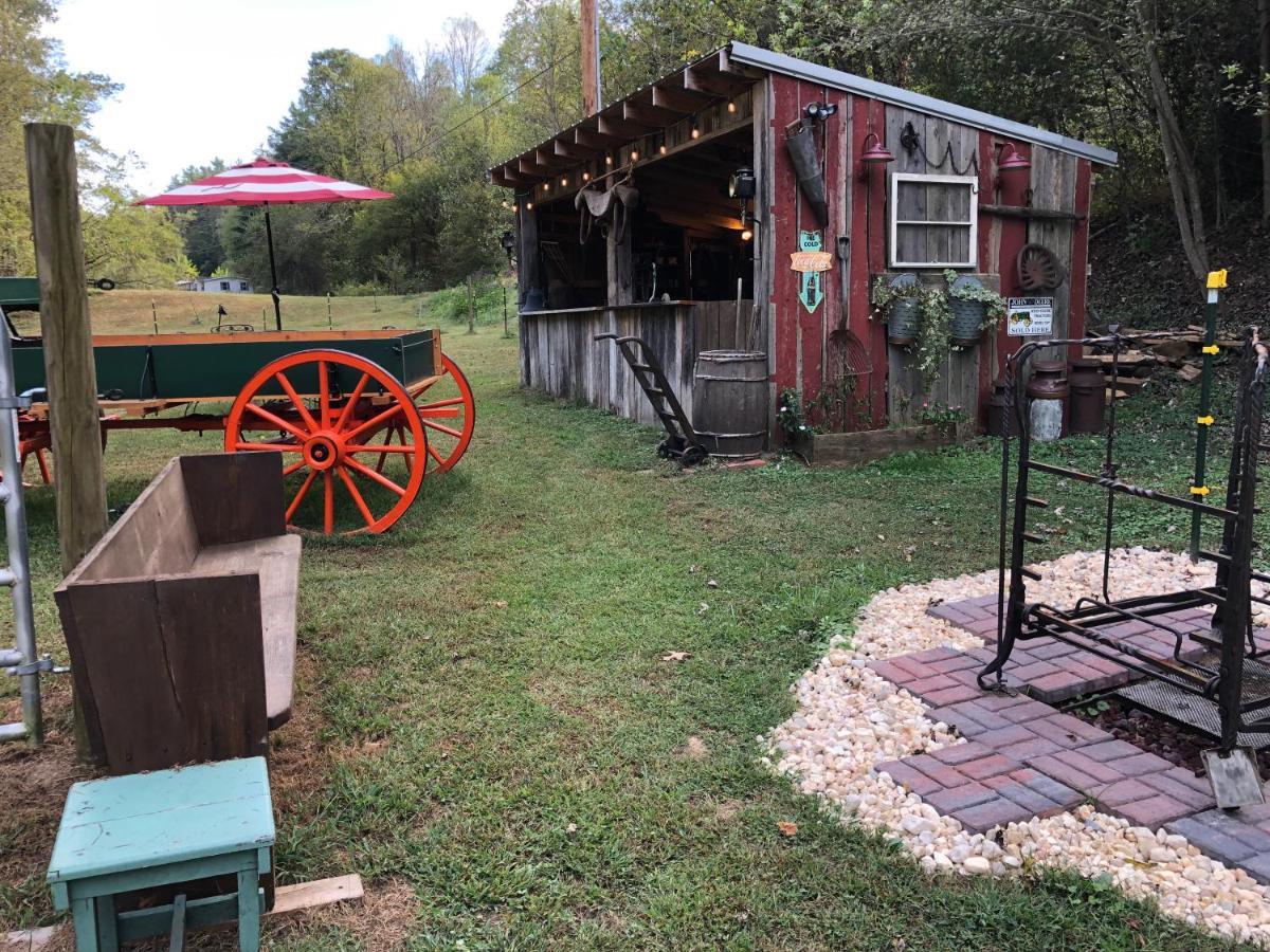 The Ashe Farm Bed and Breakfast Marshall Buitenkant foto
